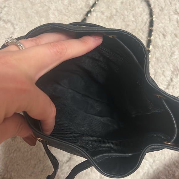 Moschino Black Quilted Leather Shoulder Bag - Picture 3 of 8